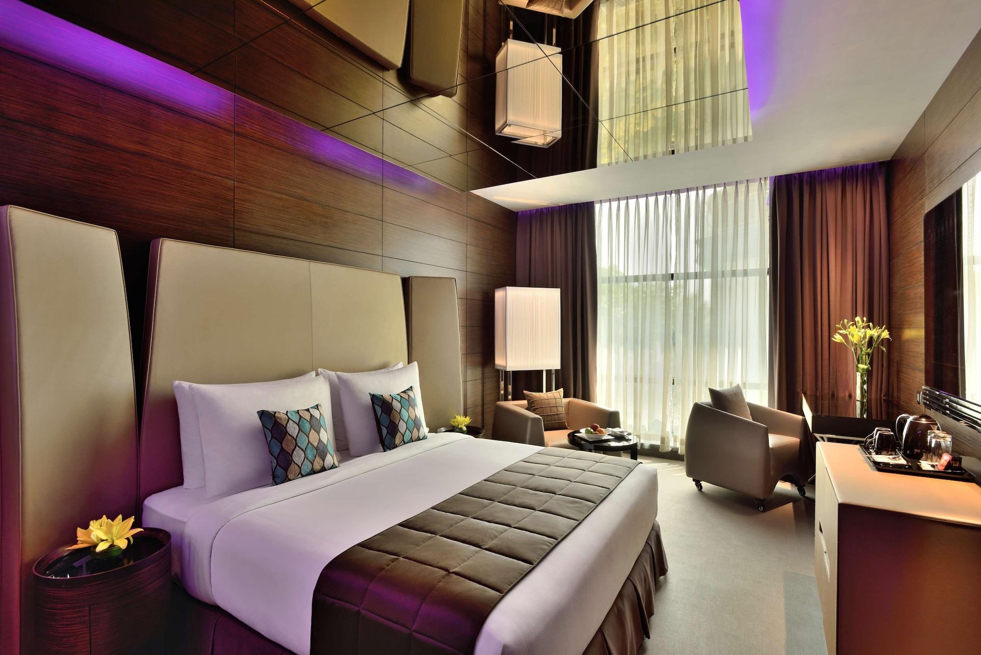 Radisson Blu Atria Bengaluru Hotel Exterior foto